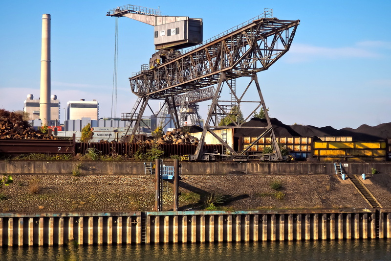 architecture, built structure, marketing hub, envelope, factory, loading crane, transport of goods, transport, crane - construction machinery, sky, building exterior