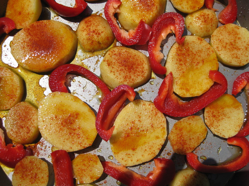 no people, red, 2K, Paprika, sweet, food and drink, Eat, indulgence, backgrounds, seasoned, Potatoes, snack, cook, sweet food, Delicious, roast, indoors