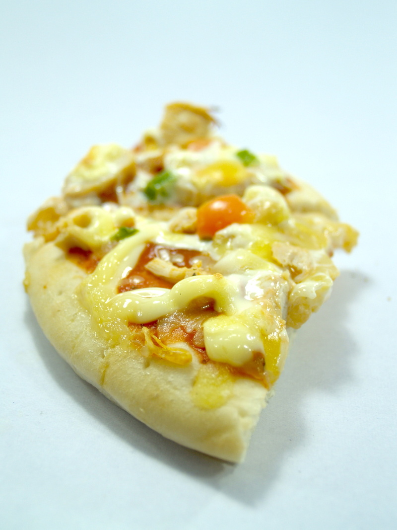 no People, meat, slice, serving size, fast, italian, snack, focus on foreground, cooked, crust, melted, delicious, fattening, high angle view, indoors