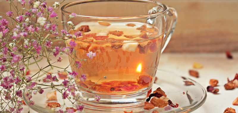 floral pattern, filled, sweet food, mood, temptation, clear, freshness, light, autumn, indoors, 4K, focus on foreground, petals, golden, hot drink, background