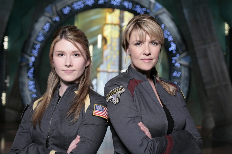 looking at camera, women, 1080P, hairstyle, Amanda Tapping, smiling, headshot, young women, hair, portrait, two people, Stargate, teenager, brown hair