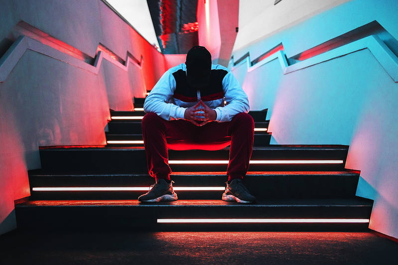 glow, stair, city, porsche, emotion, real people, sweatpant, seat, architecture, modern, worried, 4K, red, indoors, shirt, blue, steps and staircases