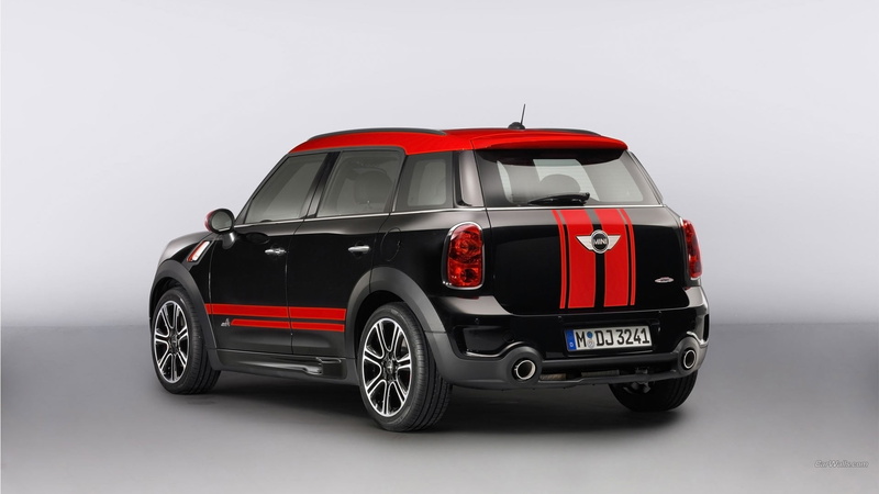 vehicle, front view, mode of transportation, land vehicle, copy space, single object, studio shot, cut out, travel, motor vehicle, car, luxury, indoors