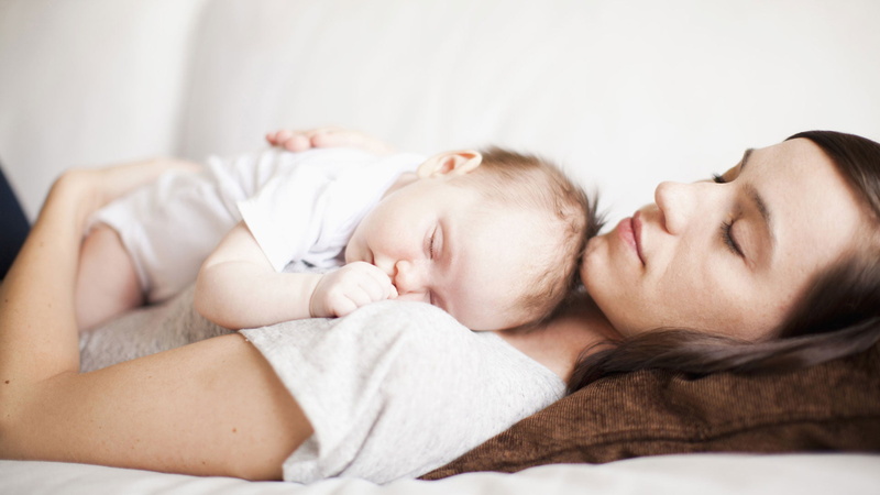smiling, kid, smile, lying, two people, sleeping, lying down, caucasian, son, relaxation, motherhood, parenthood, care, face, person, eyes closed, bonding
