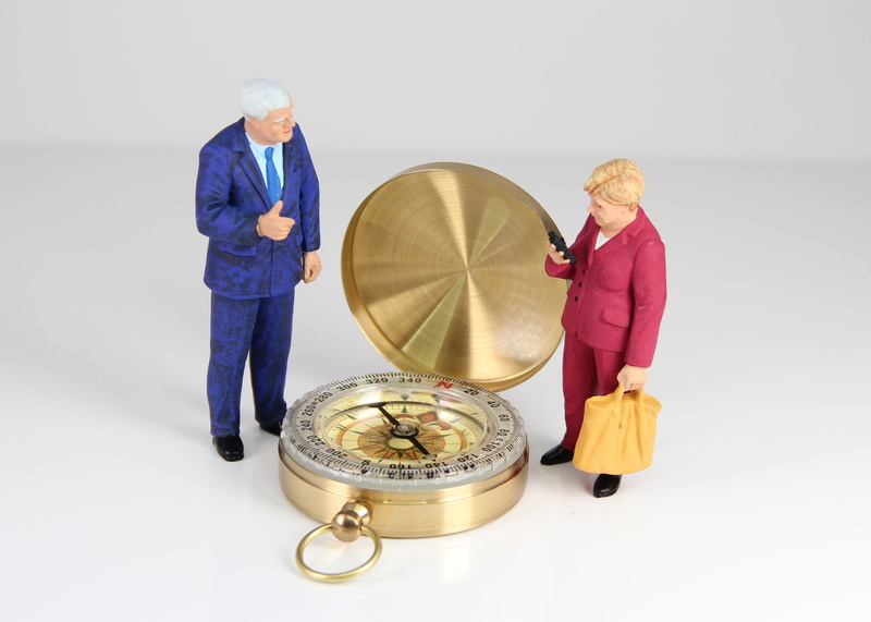cdu, red, art, white background, indoors, merkel, lüttje lüüd, miniature figure, holding, full length, caricature, senior men, miniature, satire, classification
