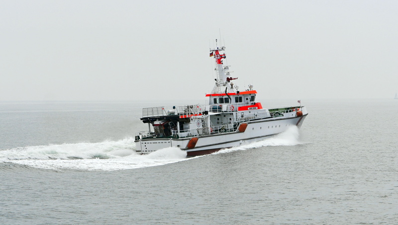 outdoors, motion, horizon over water, no people, Lifeboat, Power, nautical vessel, nature, healthcare and medicine, rescue, accidents and disasters, distress