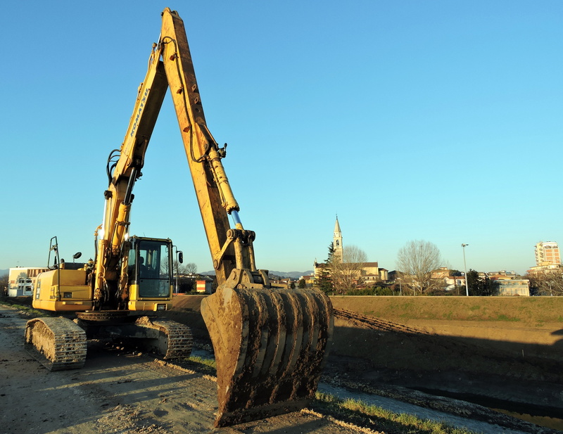 outdoors, machinery, road, construction machinery, construction site, earthmoving, sky, construction vehicle, bucket, land vehicle, pollution, levee, excavator