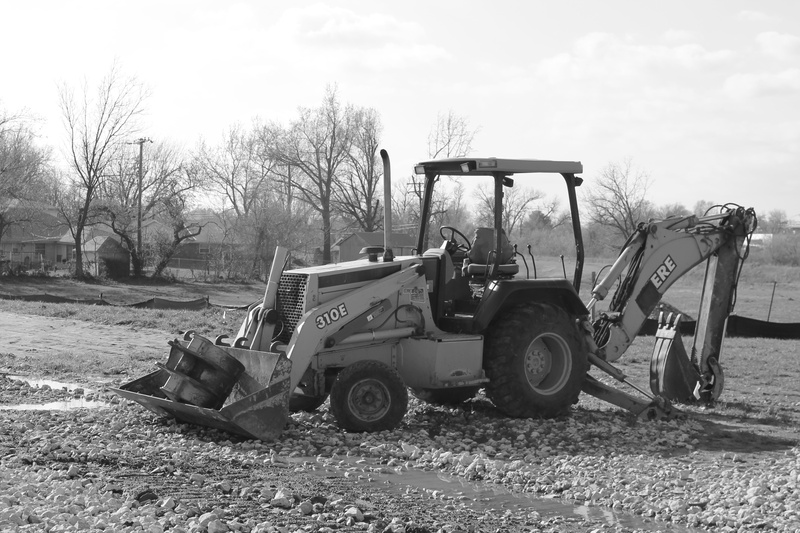 backhoe bucket, day, sky, tractor, agricultural machinery, stationary, construction equipment, land, tree, backhoe, machinery, grass, outdoors, work, transportation