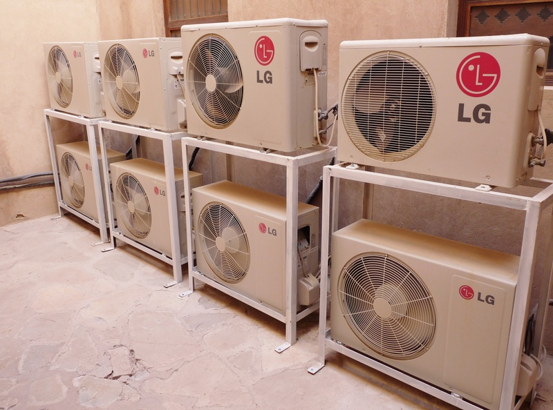 apartment, equipment, washing machine, repetition, technology, household equipment, appliance, variation, indoors, laundromat, home, air Conditioner, arrangement