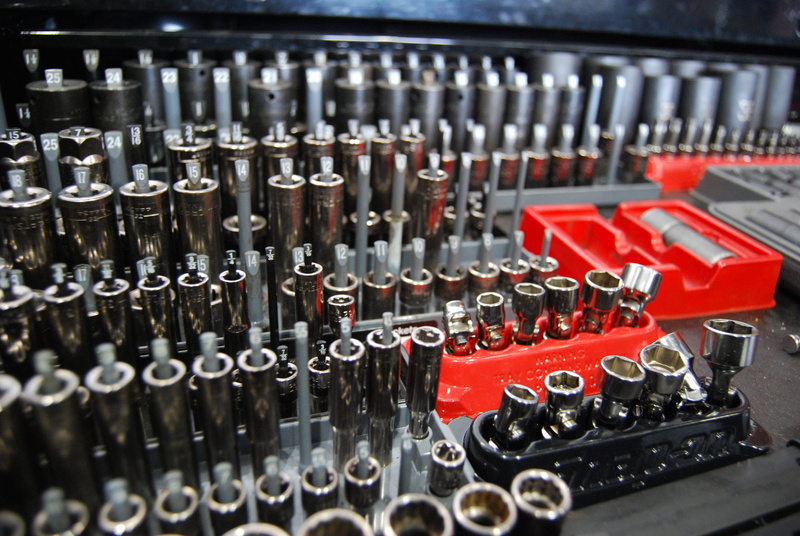 no people, 4K, connection, toolbox, photography, auto, red, machinery, selective focus, electrical equipment, wrench, large group of objects, chrome, kit
