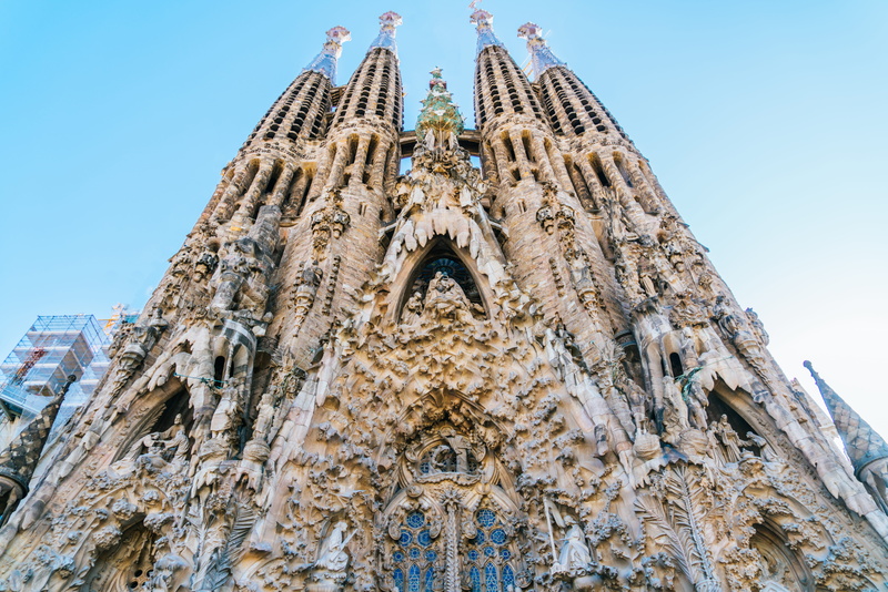 la sagrada familia, no person, plaza, ancient civilization, place of worship, historical, travel destinations, day, ornate, low angle view, high, architecture