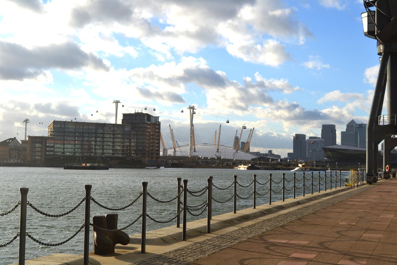 scenery, water, day, urban, promenade, architecture, excel docklands, building, railing, nature, metropolis, cityscape, office building exterior, waterfront