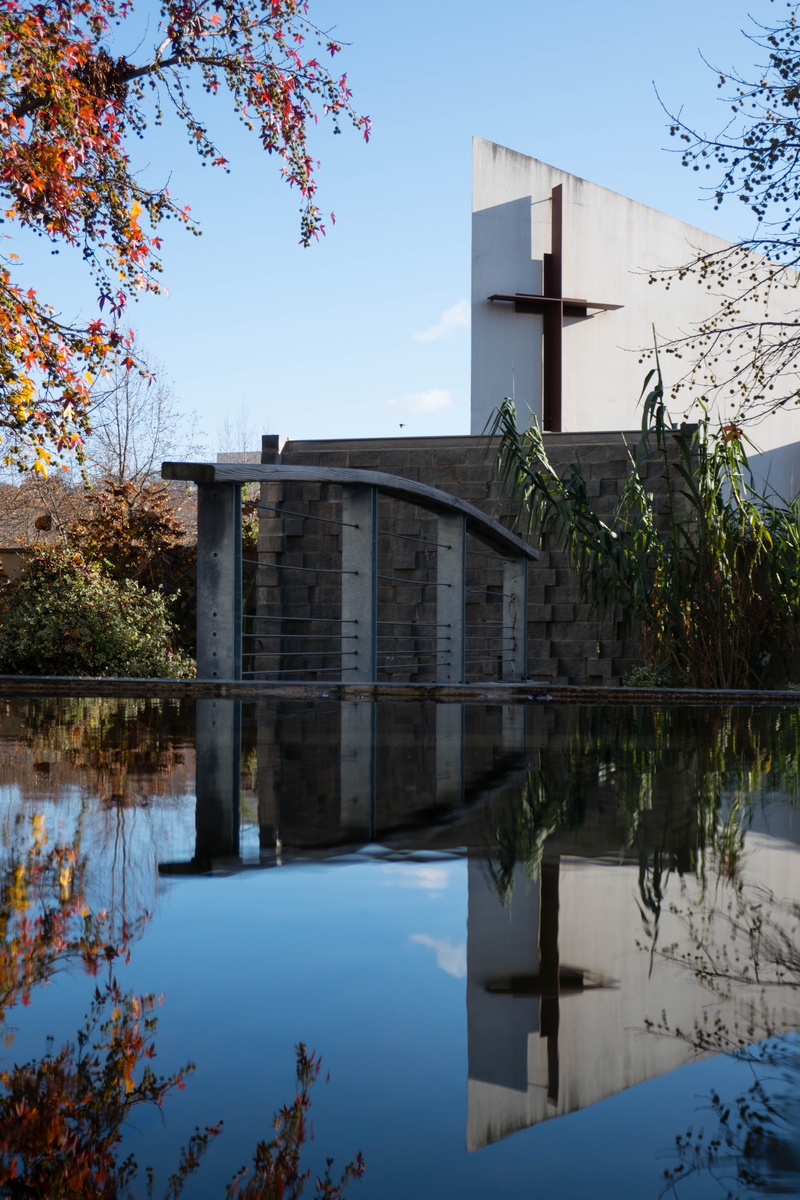 sky, day, outdoors, france, 5K, architecture, blue, nature, no people, reflection, cloud - sky, building, tree, cross, miror, built structure, water, cachan