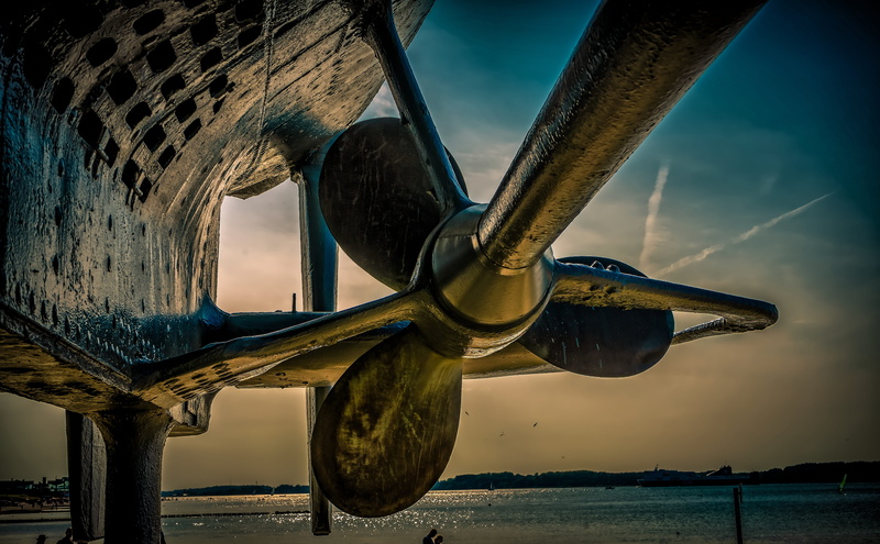 metal, 5K, airplane, focus on foreground, architecture, iron, old, steel, built structure, cloud - sky, no people, air vehicle, screw, nature, transportation