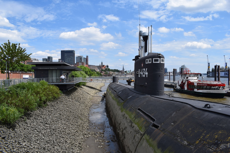 u boat, 5K, city, fuel and power generation, museum, architecture, building exterior, hamburg, outdoors, cloud - sky, day, harbour city, port, sky, water