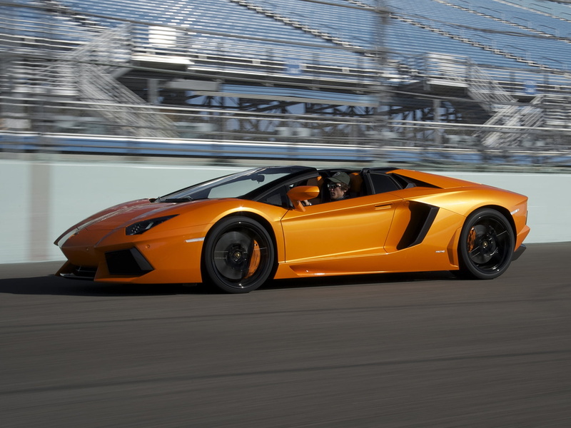 alloy Wheel, day, no people, yellow, land Vehicle, mode of Transport, design, sport, new, travel, outdoors, concept Car, motor Vehicle, elegance, 1080P
