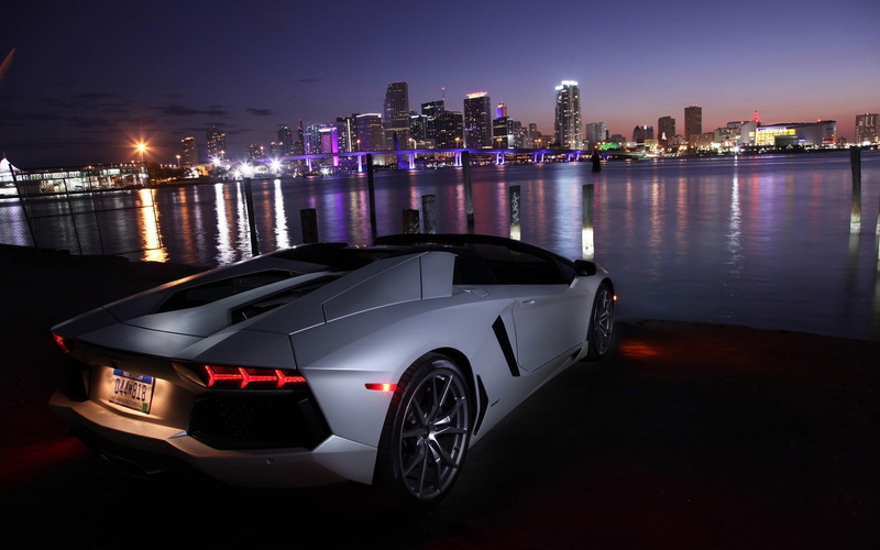 luxury, skyscraper, nightlife, transportation, modern, landscape, illuminated, architecture, night, urban skyline, car, city life, 1080P, no people, lamborghini lamborghini aventador lp700 4 roadster lamborghini aventador miami