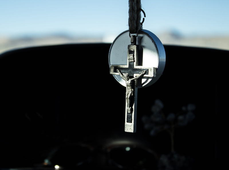 no people, focus on foreground, wellington, christianity, key ring, metal, motion, west highway drive, silver colored, selective focus, united states, 4K