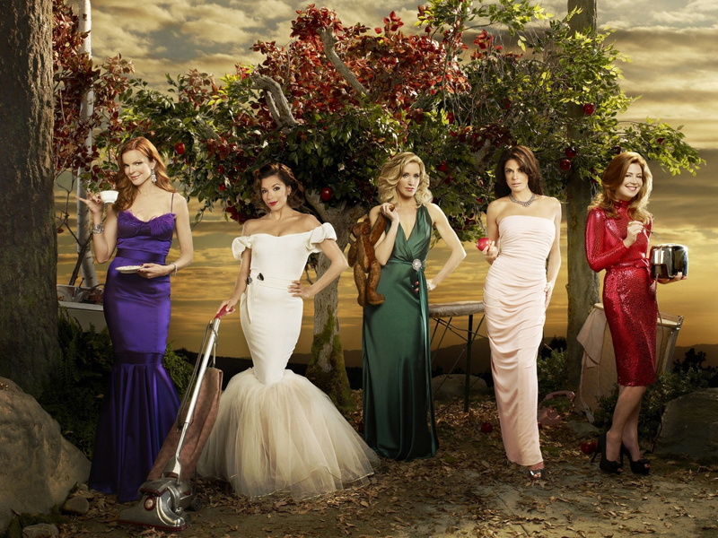newlywed, looking at camera, TV Show, full length, woman, five, clothing, Desperate Housewives, well-dressed, fashion, females, dressed, 1080P, tree, standing
