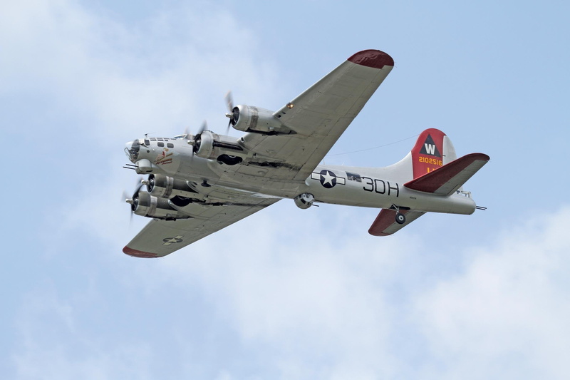 fortress, aluminum, 1080P, b-17, wwii, overcast, flying, boeing, aircraft planes, bomber