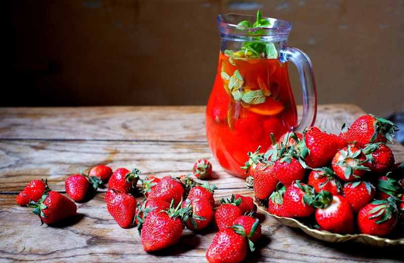 table, strawberry, food and drink, freshness, herb, vegetarian food, glass, fruit, healthy eating, strawberries, wood - material, container, refreshment