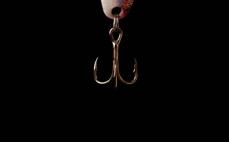hanging, no people, studio shot, Black, hook, close-up, gold colored, night, single object, metal, still life, illuminated, cut out, Aero, Fish, 5K, copy space
