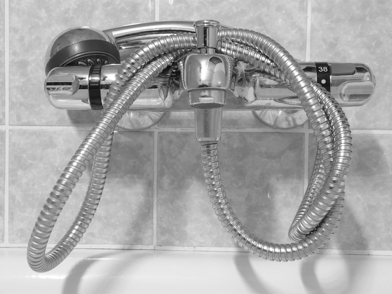 gear, hygiene, bathroom, technology, connection, no people, indoors, faucet, Shower, water, Valve, bath, power supply, 2K, body care, industry, still life