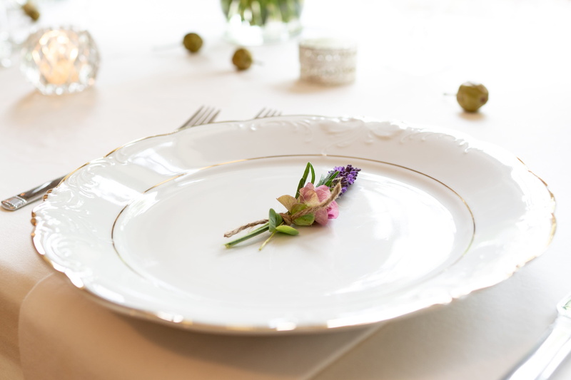 restaurant, photo, purple, cutlery, beauty in nature, flower head, eating utensil, indoors, temptation, close, silver, edge, table set-up, setting, freshness