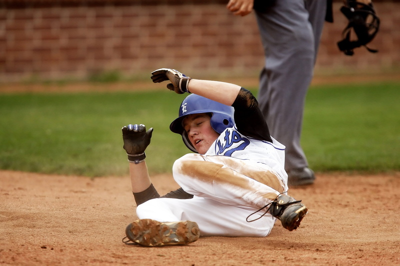fallen, softball, male, males, clothing, athlete, outdoors, baseball Diamond, team Sport, real people, baseball, child, game, youth League, playing Field