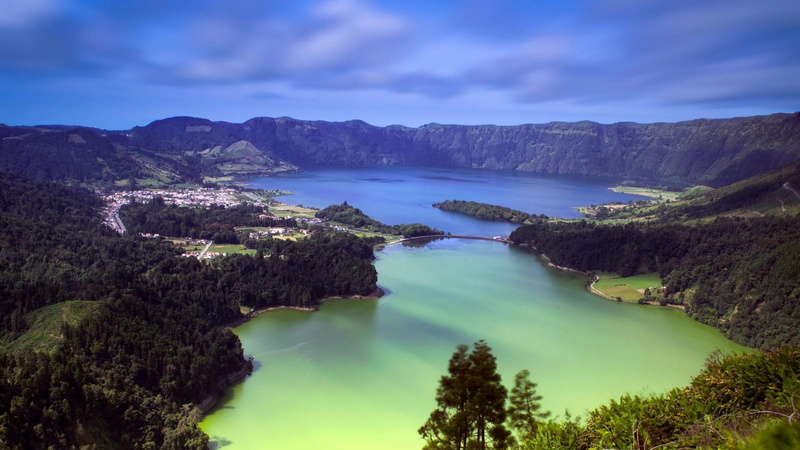 hill, beauty in nature, non-urban scene, lakes, no people, lagoa das sete cidades, tree, mountain, sao miguel, tranquility, mount scenery, land, europe