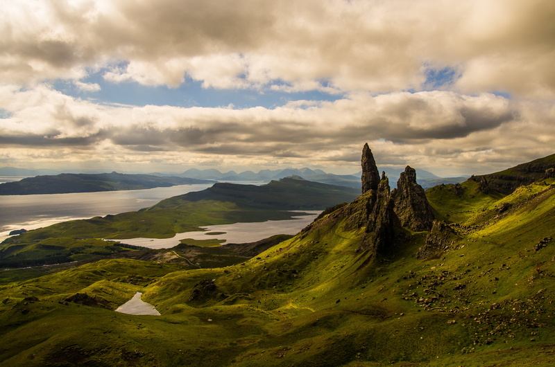 outdoors, blue sky, Ecosse, iceland, green, green mountain, daytime, mountain, Old Man of Storr, hill, summer, cloud - Sky, sunset, scenics, nature, landscape