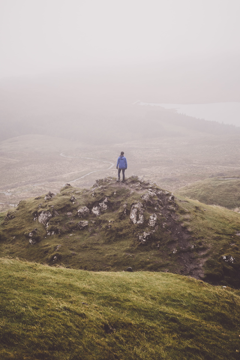 walking, hiking, sky, journey, real people, katie moum, scenics - nature, daytime, nature, hill, grass, 5K, one person, fog, path, environment, old man of storr