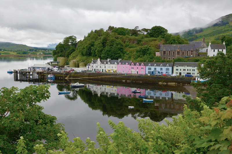 architecture, building, waterfront, portree, lake, scotland, port, isle of sky, no people, outdoors, nautical vessel, residential district, cloud - sky