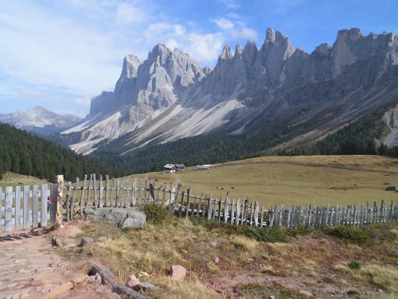 outdoors, outdoor, sky, field, mountains, trail, boundary, grass, barrier, mountain, scenery, hiking, fence, mountain peak, tranquil scene, nature, italy