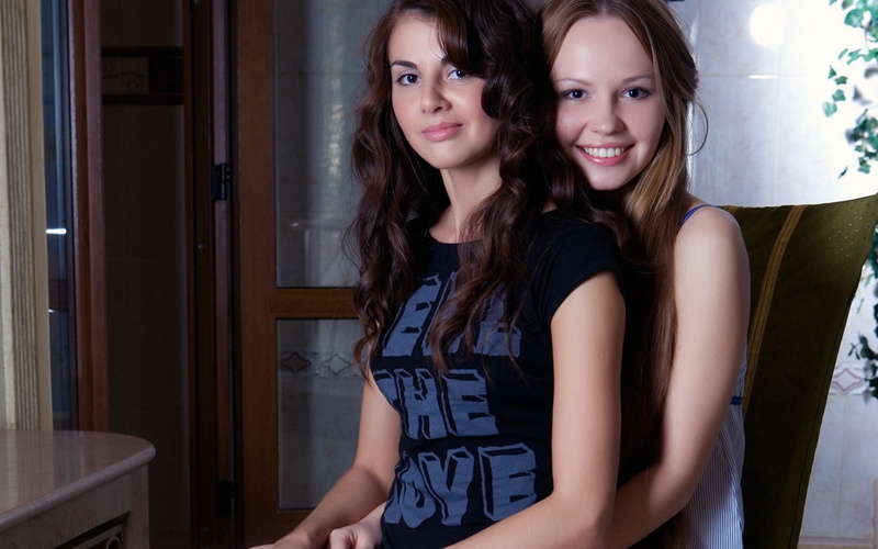 Virginia Sun, blonde, Astrud Rylsky, 1080P, smiling, women indoors, two women, brunette