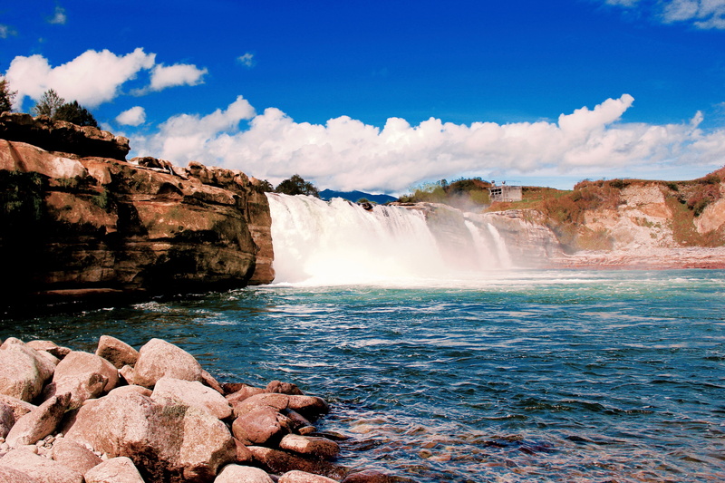 sky, scenics - nature, flowing water, nature, rock - object, motion, fall, rock, outdoors, sea, beauty in nature, newzealand, travel, solid, power in nature