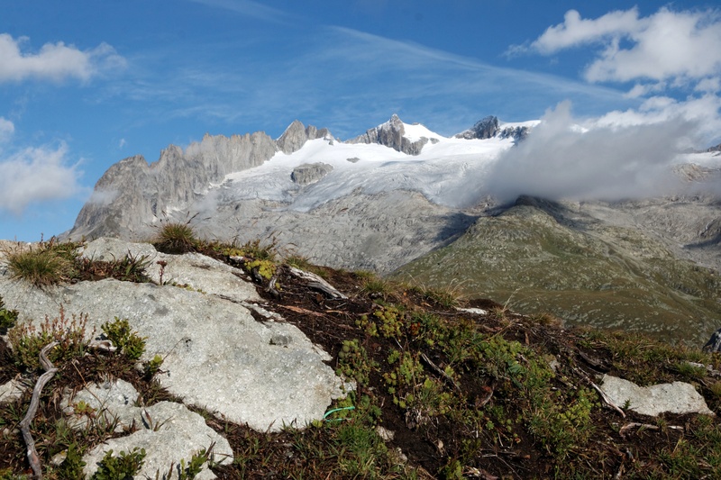 rock, snow, 2K, rock - object, mountain, glacier, beauty in nature, outdoors, solid, cold temperature, sky, tranquility, snowcapped mountain, day, valais