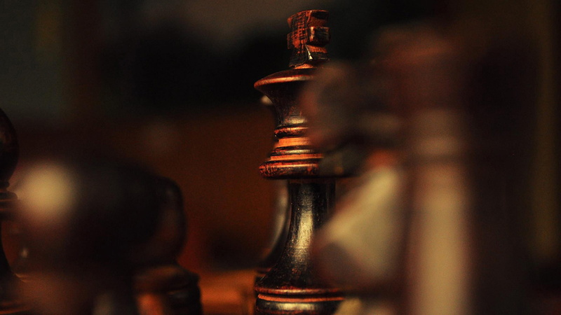focus, selective focus, manali, choice, ancient, spirituality, chess, history, incense, the past, india, 4K, king, no people, in a row, souvenir, human representation