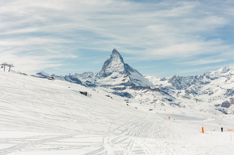 fun, beauty in nature, bright, 2K, blue, non-urban scene, downhill, day, valley, zermatt, action, powder, mountain, rock, ski resort, panorama, cool, scenic