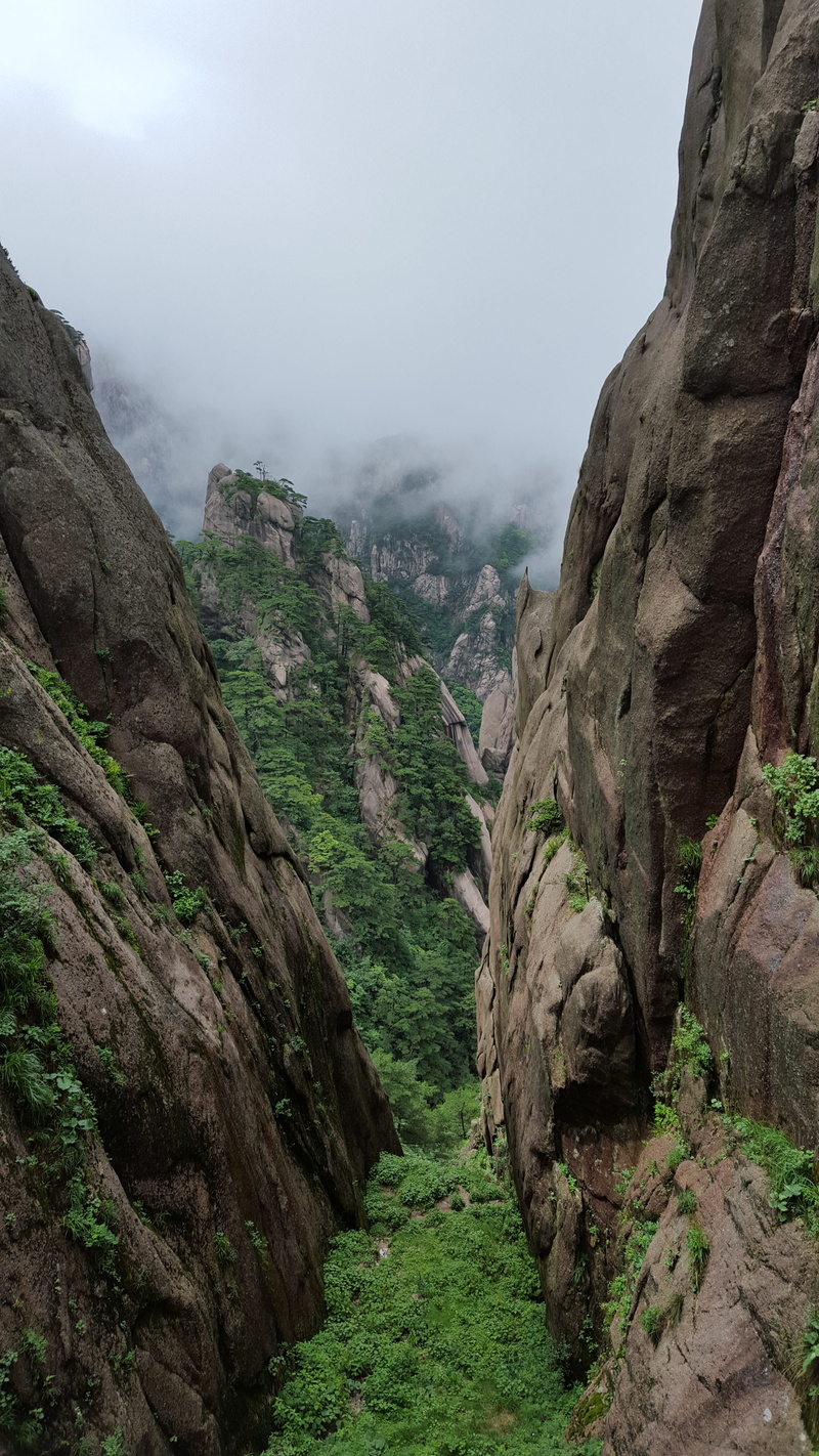 scenics, environment, 5K, Scenery, scenics - nature, mountain range, formation, no people, Huangshan, day, rock formation, solid, tranquil scene, beauty in nature