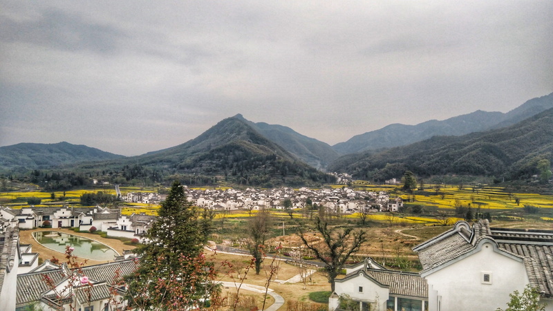 high angle view, mountain, sky, anhui, plant, outdoors, mountain range, day, rape, environment, built structure, building, nature, 4K, water, lu village