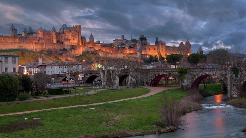 building, arch bridge, cityscape, sky, river, connection, cloud - sky, architecture, building exterior, outdoors, arch, Castles, the past, Carcassonne