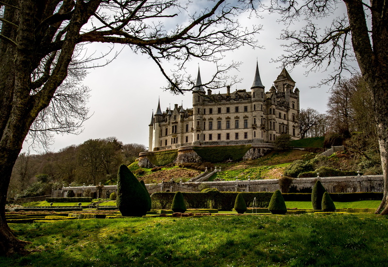 historical, outdoors, plant, the past, 4K, tourism, concrete, travel, nature, grass, ruined, castle, building exterior, scotland, bare tree, sky, white