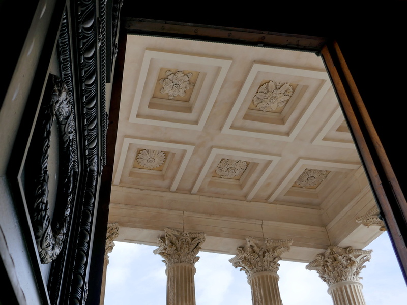 architectural feature, door, travel destinations, architecture and art, 2K, history, art and craft, capitals, architecture, building, nimes, columns, low angle view