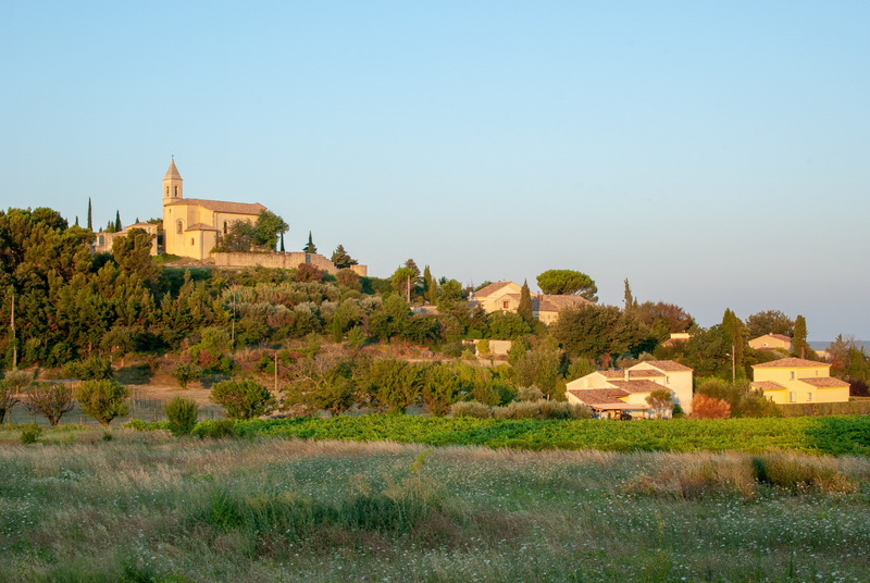 sky, field, provence, growth, green color, france, vaucluse, sunset, beauty in nature, hill, architecture, no people, 2K, building exterior, house, land
