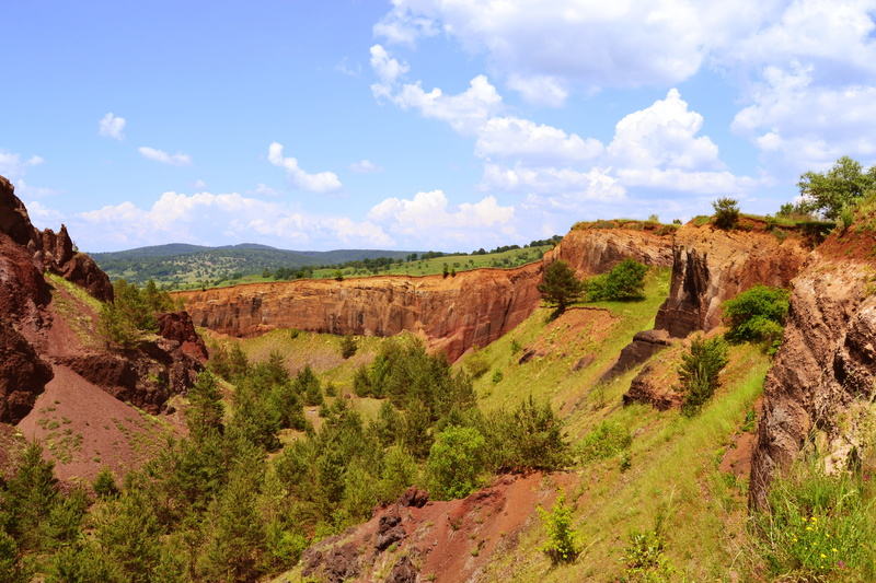 rock, plant, growth, sky, landscape, idyllic, the expression of nature, non-urban scene, racos, crater, nature, day, beauty in nature, formation, 4K, tranquil scene