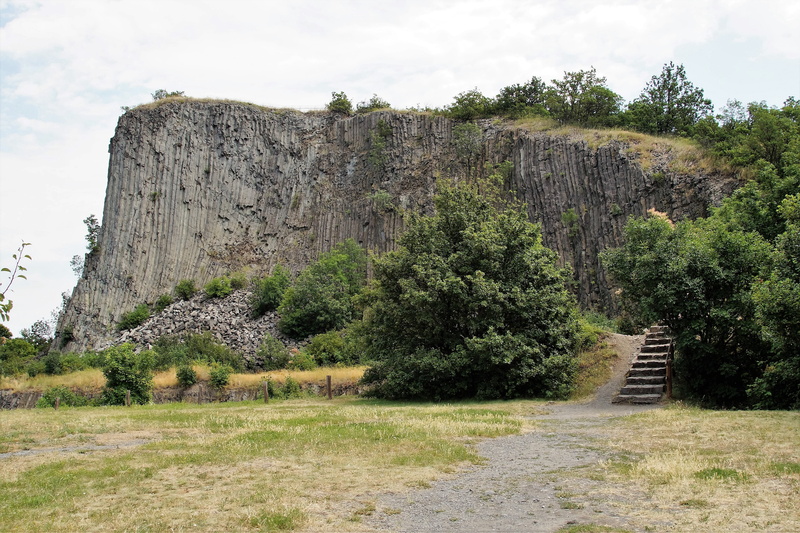 monoszló, rock - object, beauty in nature, rock, nature, tranquil scene, picnic spot, no people, tranquility, land, ancient civilization, solid, sky, formation
