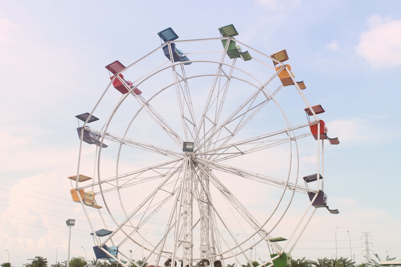 day, geometric shape, arts culture and entertainment, cloud - sky, amusement park, spinning, shape, sky, large, 4K, nature, low angle view, leisure activity