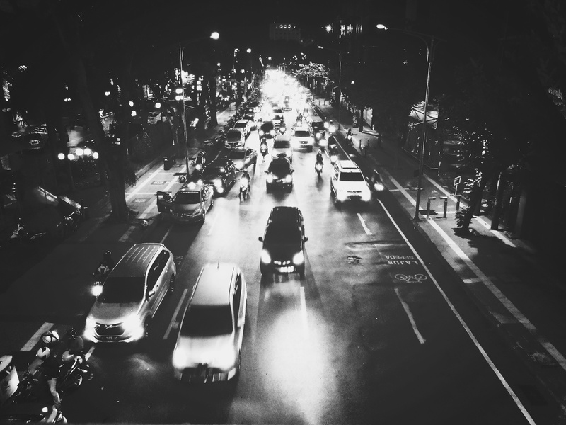 black, automobile, pedestrian, night, white, motion, vehicle, architecture, illuminated, road, mode of transportation, 4K, direction, incidental people