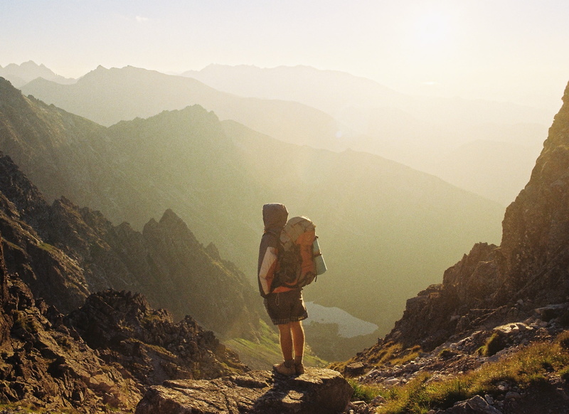 extreme sport, valley, summit, mountainous landforms, backpack, nature, 1080P, beauty in nature, mountain peak, walking, cliff, hill, one person, young adult